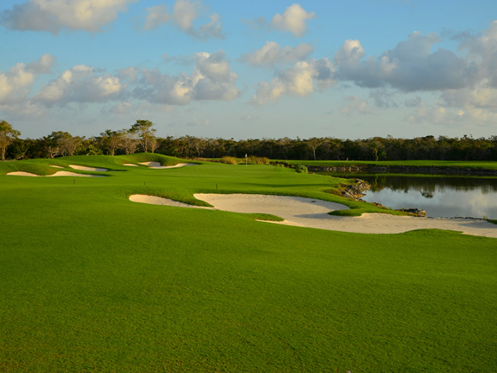 El Tinto Golf Course Cancun Green Fee 18 hole Mexican Caribbean